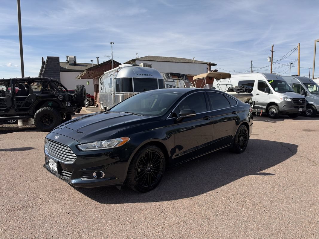 Used 2014 Ford Fusion SE w/ Equipment Group 202A FWD image 9