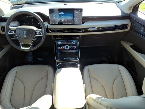 Certified 2022 Lincoln Nautilus Reserve w/ Equipment Group 201A image 17