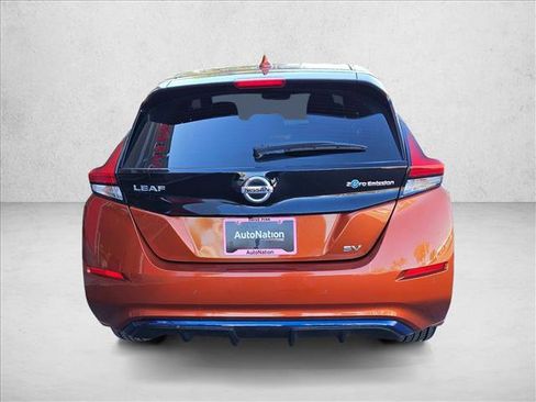 Used 2022 Nissan Leaf SV w/ SV Technology Package image 6
