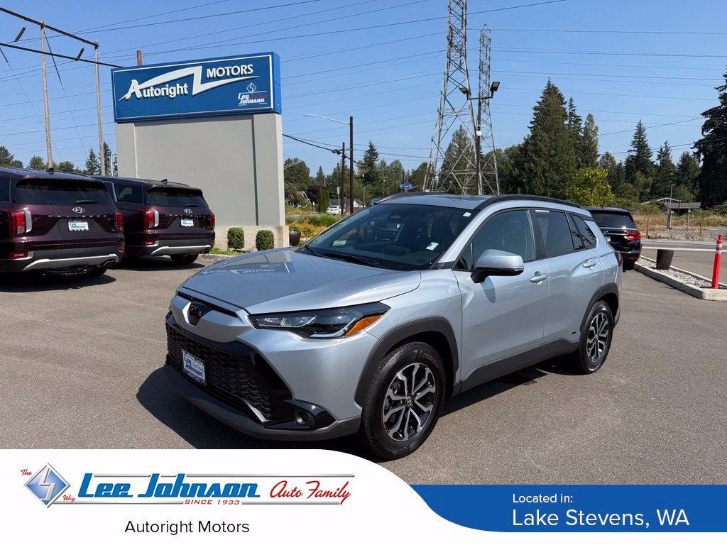 Used 2023 Toyota Corolla Cross AWD Hybrid w/ Moonroof Package image 1