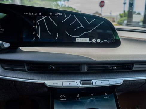 Used 2024 Lucid Air Touring AWD/4WD image 10