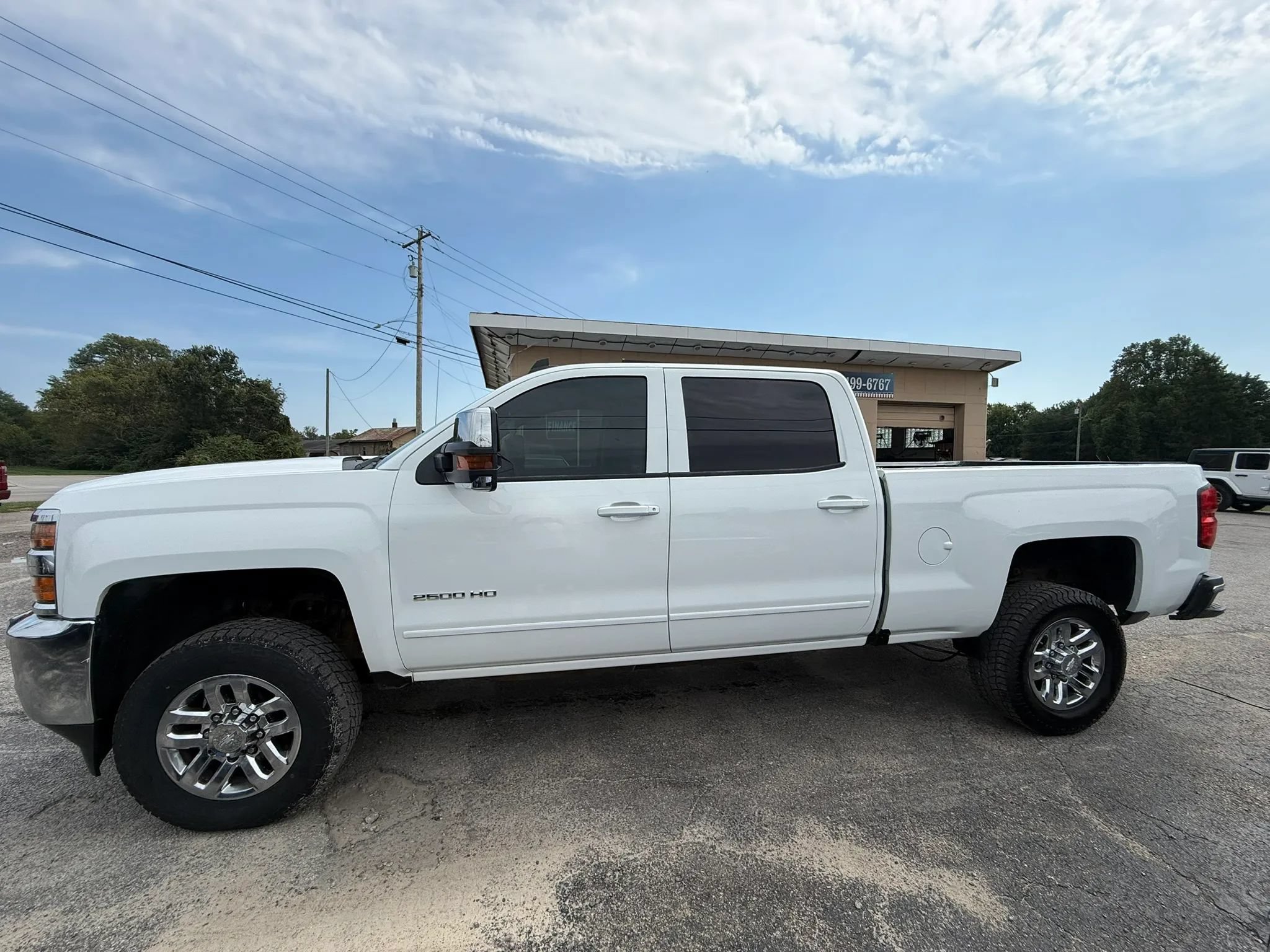 Used 2018 Chevrolet Silverado 2500 LT w/ All Star Edition AWD/4WD image 9