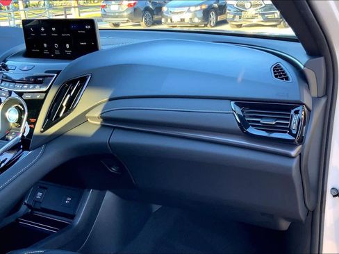 Certified 2025 Acura RDX SH-AWD image 18