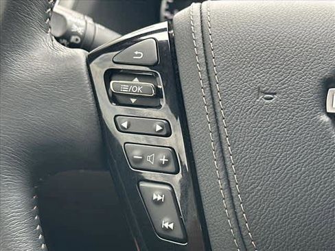 Used 2023 Nissan Armada Platinum w/ Captain's Chairs Package AWD/4WD image 23