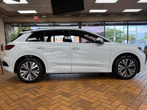 Used 2023 Audi Q4 e-tron Premium Plus w/ Premium Plus RWD image 8