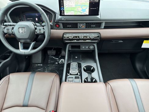 New 2026 Honda Pilot Touring image 15