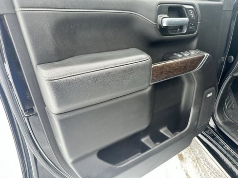 Used 2022 GMC Sierra 2500 Denali w/ Denali Ultimate Package image 8