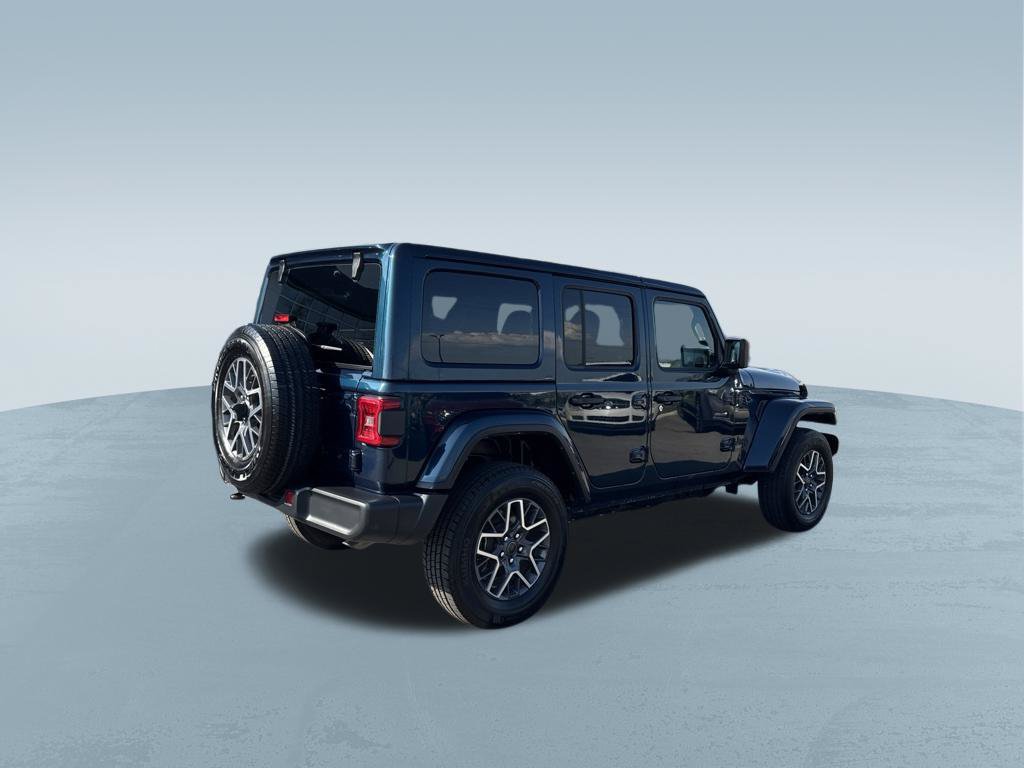 Used 2025 Jeep Wrangler Unlimited Sahara AWD/4WD image 8