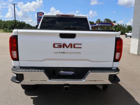 Used 2021 GMC Sierra 3500 4x4 Crew Cab w/ Gooseneck/5TH Wheel Package image 8