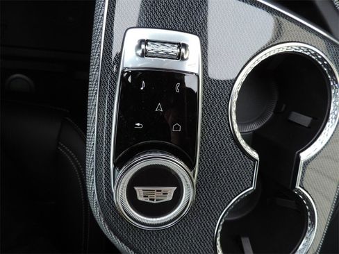 New 2026 Cadillac Optiq Sport 1 image 20