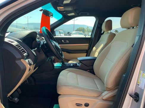 Used 2016 Ford Explorer 4WD image 9