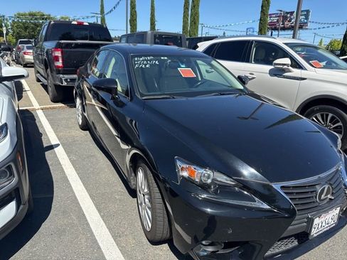 Used 2016 Lexus IS 200t RWD image 3