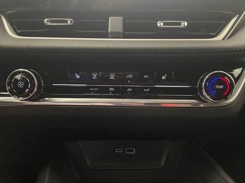 New 2026 Chevrolet Equinox LT w/ Safety and Technology Package AWD/4WD image 5