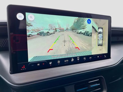 Used 2025 Ford Maverick Lobo image 14