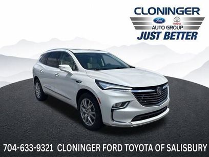 Used 2023 Buick Enclave Essence w/ Experience Buick Package