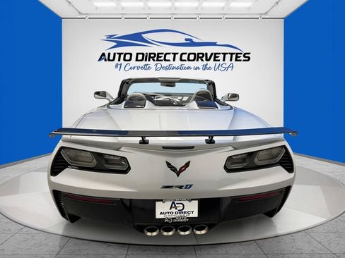 Used 2019 Chevrolet Corvette ZR1 RWD image 12