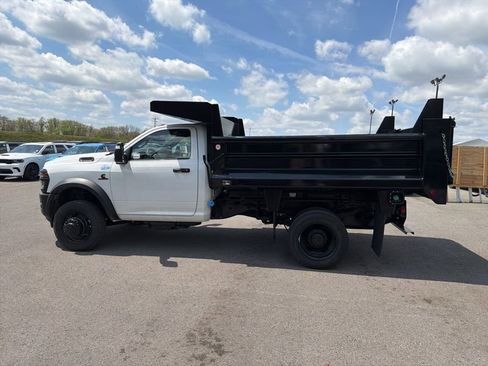 New 2026 RAM 5500 Tradesman AWD/4WD image 6