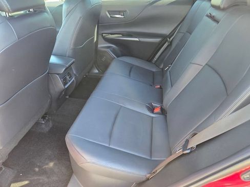 Certified 2023 Toyota Venza XLE AWD/4WD image 15