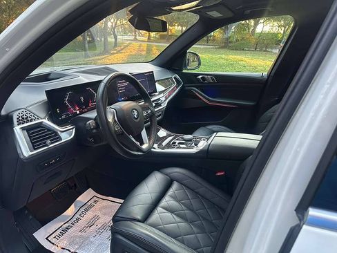 Used 2024 BMW X5 xDrive50e AWD/4WD image 17