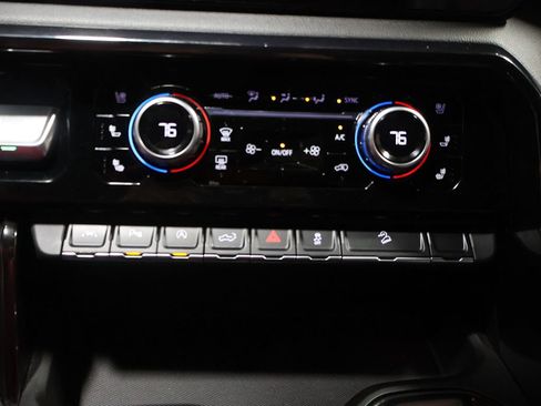 Used 2024 GMC Sierra 1500 AT4 w/ AT4 Preferred Package AWD/4WD image 50