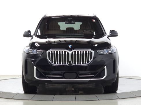 Used 2025 BMW X5 xDrive40i w/ Climate Comfort Package AWD/4WD image 2