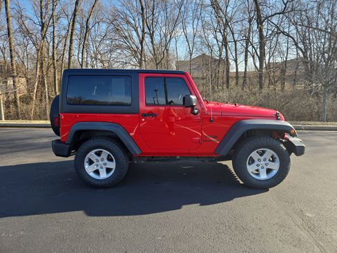 Used 2015 Jeep Wrangler Sport w/ Quick Order Package 24S image 2