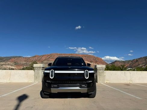 Used 2023 Rivian R1S Adventure Quad AWD/4WD image 5