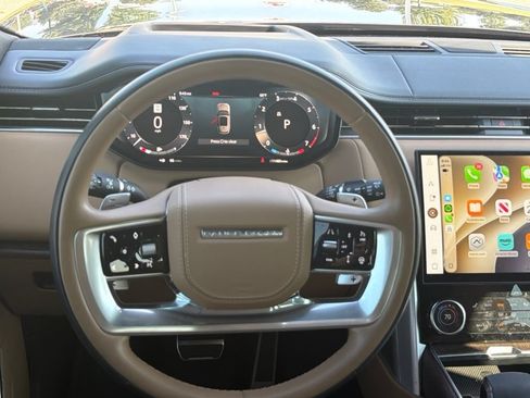 Used 2023 Land Rover Range Rover Autobiography AWD/4WD image 9