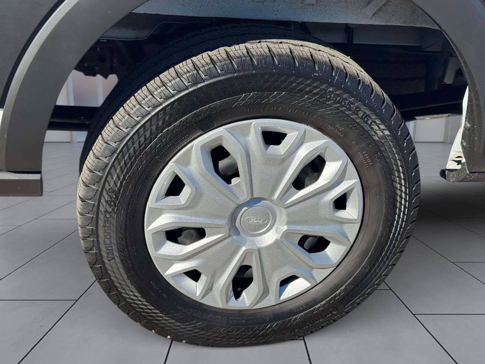 Used 2026 Ford Transit 350 XLT RWD image 11