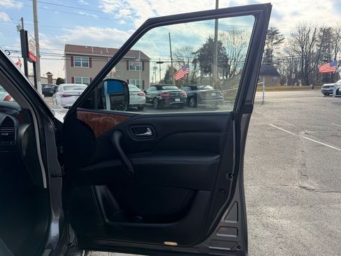 Used 2019 INFINITI QX80 Luxe w/ Proassist Package image 25