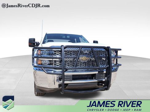 Used 2019 Chevrolet Silverado 2500 W/T AWD/4WD image 7