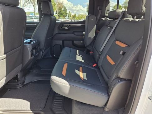 New 2026 GMC Sierra 1500 AT4 w/ AT4 Premium Package image 8