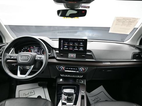 Used 2022 Audi Q5 2.0T Premium w/ Convenience Package AWD/4WD image 13