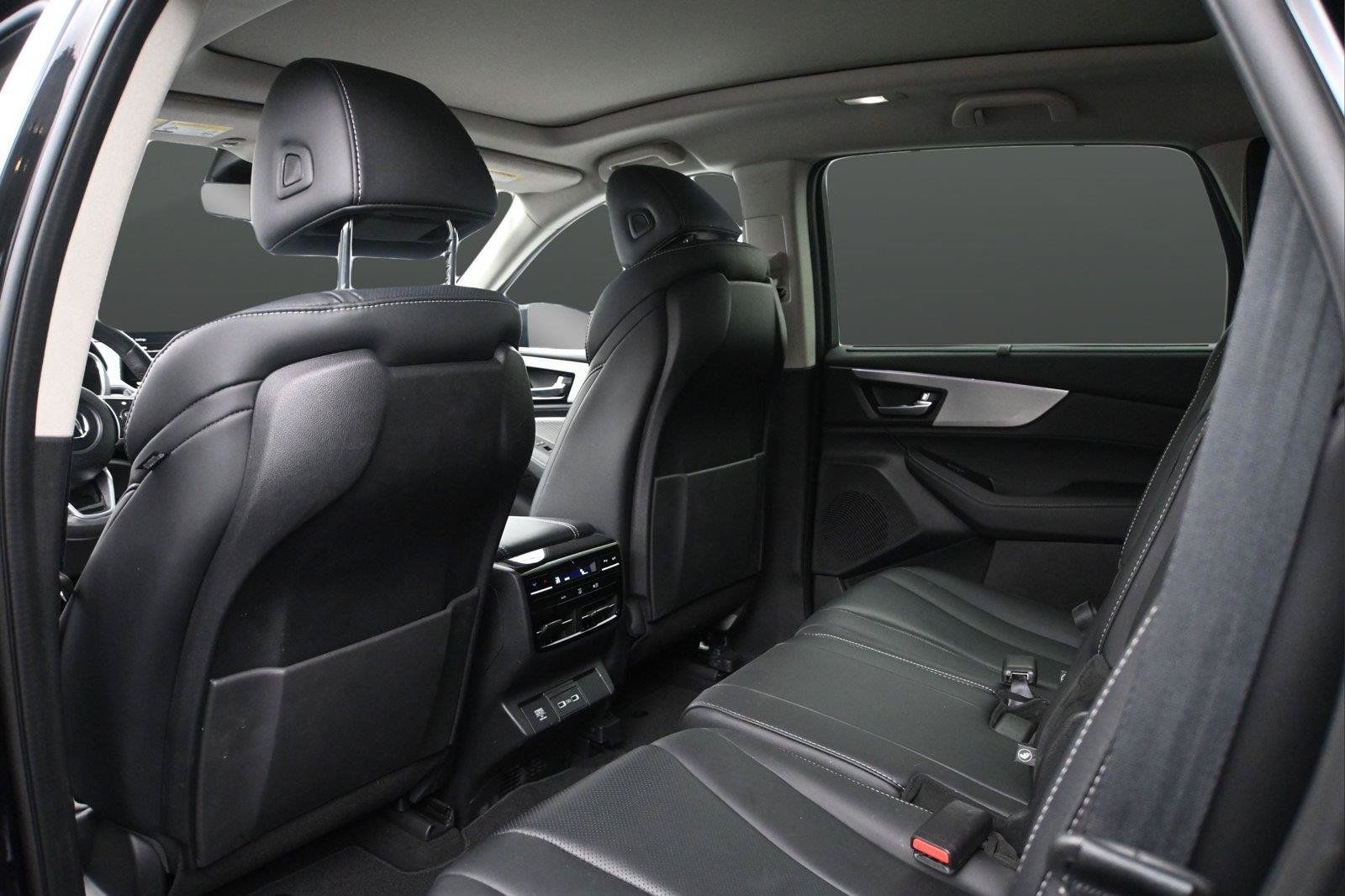 Certified 2023 Acura MDX w/ Technology Package AWD/4WD image 13
