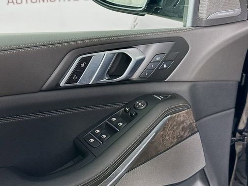 Used 2024 BMW X5 M60i w/ Climate Comfort Package image 19