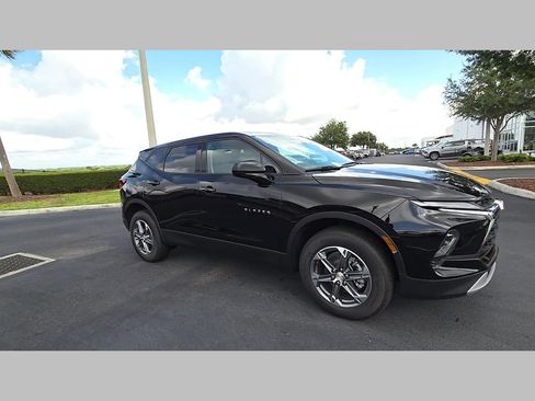 New 2026 Chevrolet Blazer LT FWD image 24
