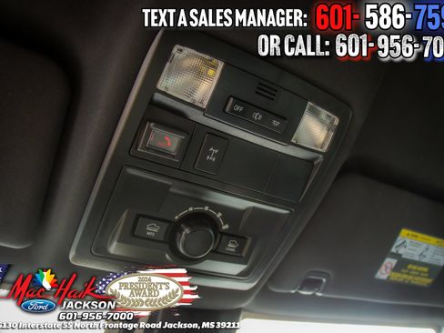 Used 2021 Toyota Tacoma TRD Off-Road w/ Technology Package AWD/4WD image 19
