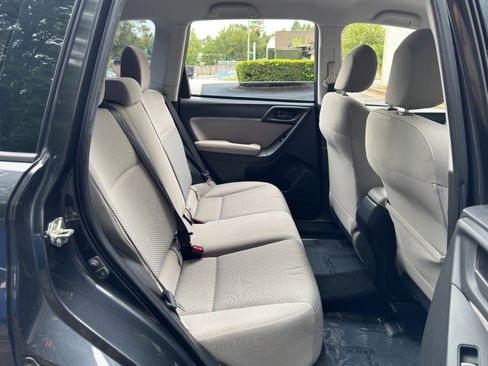 Used 2015 Subaru Forester 2.5i w/ Alloy Wheel Package AWD/4WD image 31