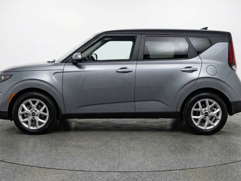 Used 2025 Kia Soul LX w/ LX Technology Package FWD image 5
