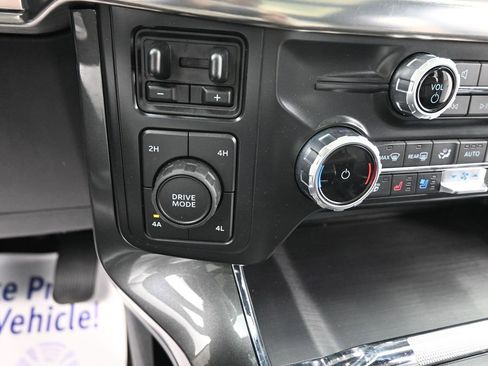 Used 2022 Ford F150 Lariat w/ Equipment Group 502A High image 13