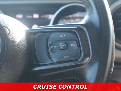 Used 2021 Jeep Gladiator Sport image 18