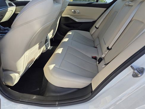 Certified 2022 BMW 330i Sedan w/ Driving Assistance Package image 19