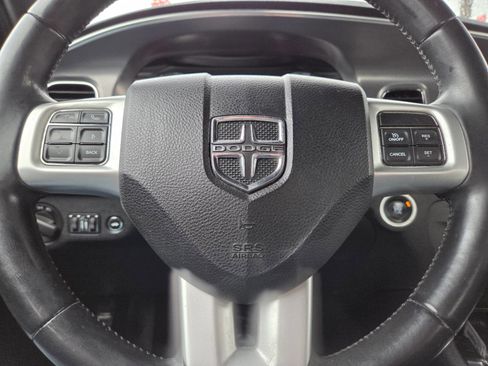 Used 2014 Dodge Charger SE w/ Connectivity Group image 17