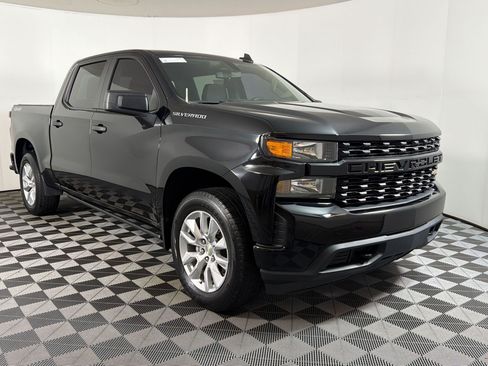 Used 2021 Chevrolet Silverado 1500 Custom AWD/4WD image 24
