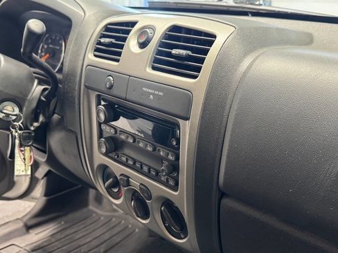 Used 2012 GMC Canyon SLE image 17