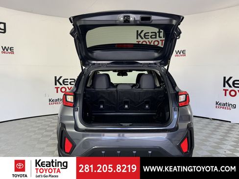 Used 2024 Subaru Crosstrek 2.0i Premium AWD/4WD image 17