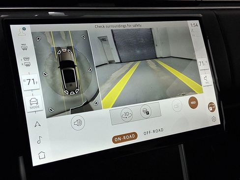 New 2026 Land Rover Range Rover SE image 25