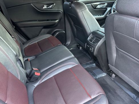 Used 2025 Chevrolet Blazer RS image 19
