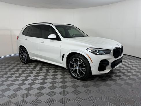 Used 2022 BMW X5 sDrive40i w/ M Sport Package image 7