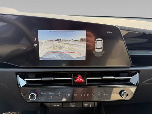 New 2026 Kia Niro EX FWD image 14